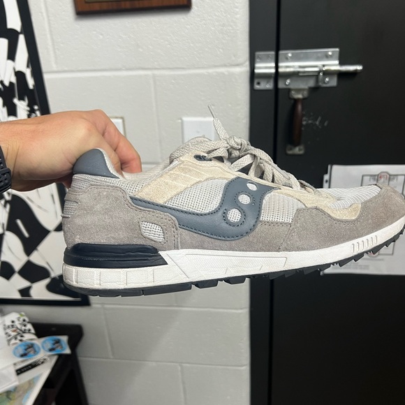 Saucony Shoes - Picture 2 of 2
